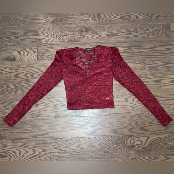 Dynamite lace burgundy long sleeve crop shirt. - Picture 1 of 1